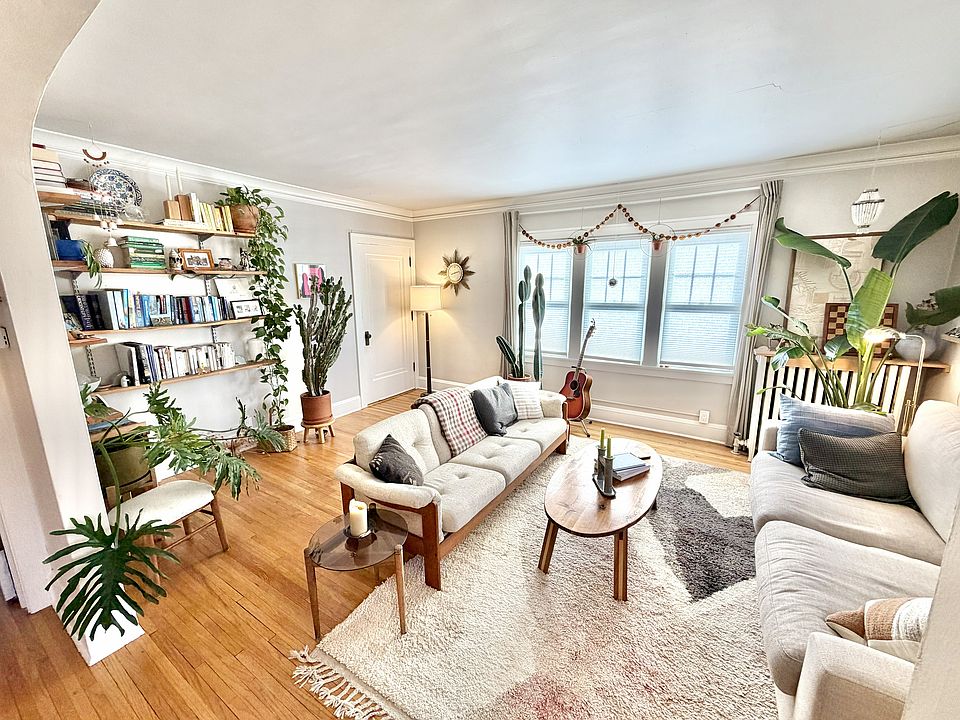 1st image of 2308 27th Ave S #2