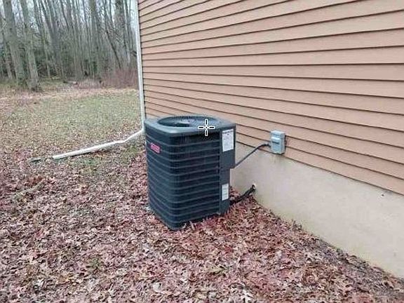 4th image of 650 Penns Grove Auburn Rd