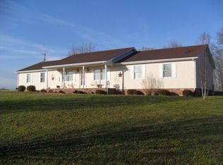 1506 Oakley Pebble Rd, Owingsville, KY 40360