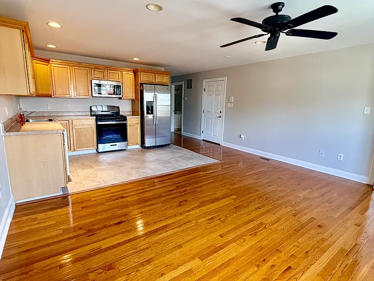2425 Formicas Way — Photo 3