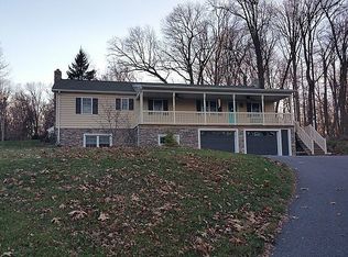 515 Wollups Hill Rd, Stevens, PA 17578