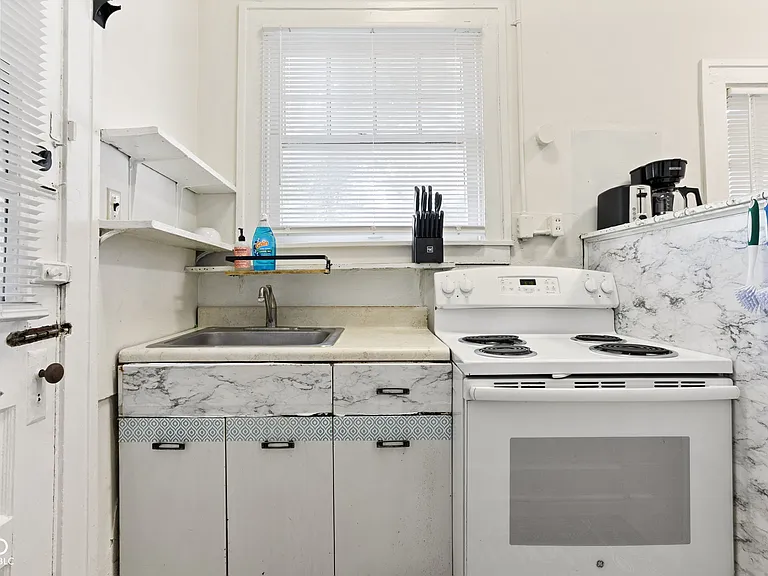 784 Woodruff Place East Dr #2 — Photo 15