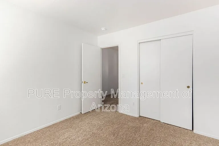 1816 S 106th Ln — Photo 27