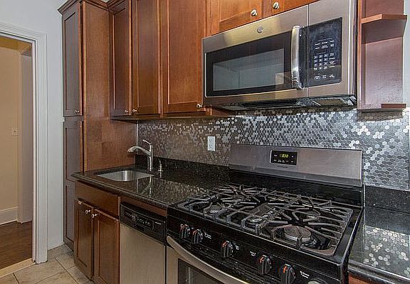 3rd image of 82-15 35th Ave #2X