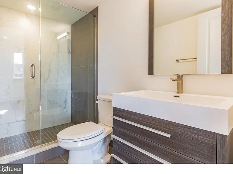1515 Brown St #3 — Photo 13