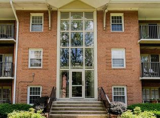 3334 Spring Ln APT B12, Falls Church, VA 22041