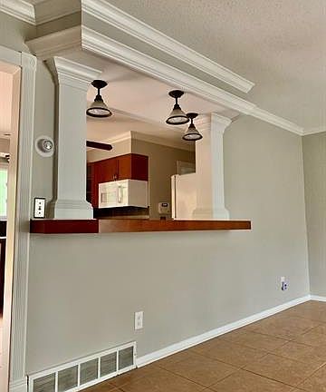 5th image of 4269 Highland Ct