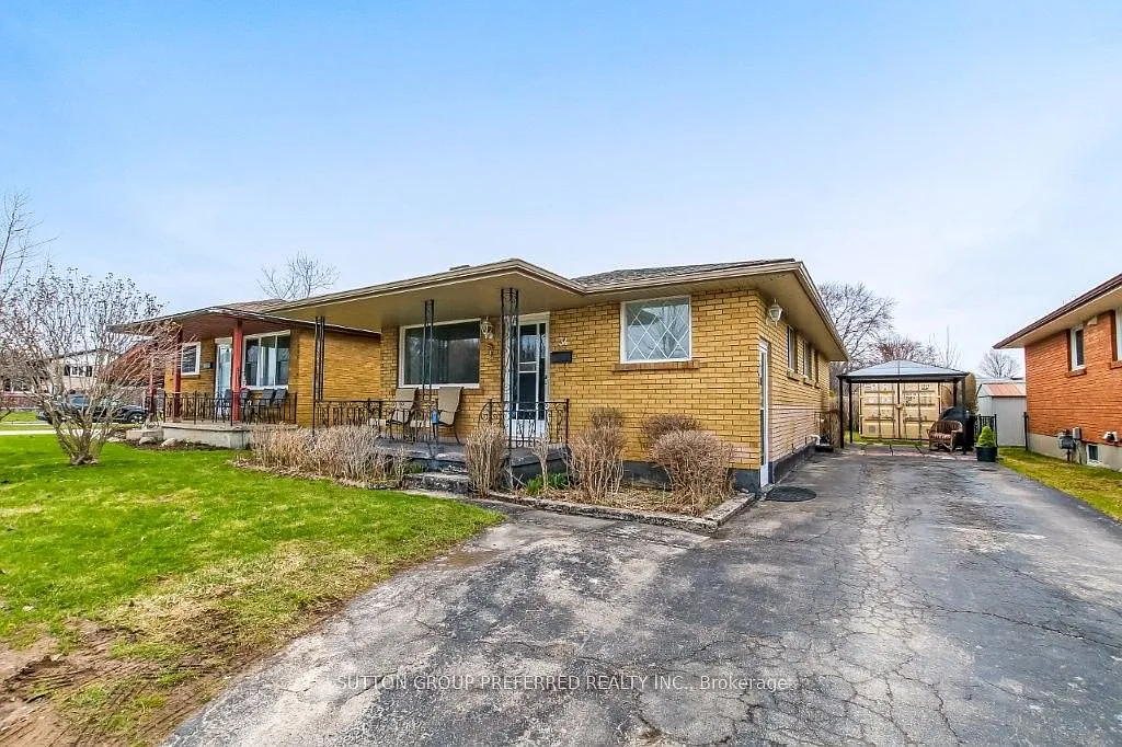 34 Wexford Ave photo 1