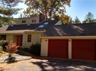 558 Coldbrook Rd, South Glastonbury, CT 06073