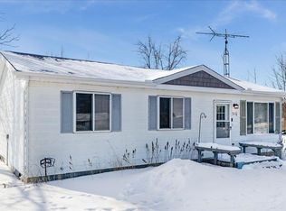 316 E Main St, Hale, MI 48739