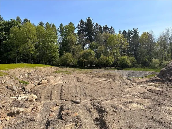 44 Colonial, Warwick, NY 10990