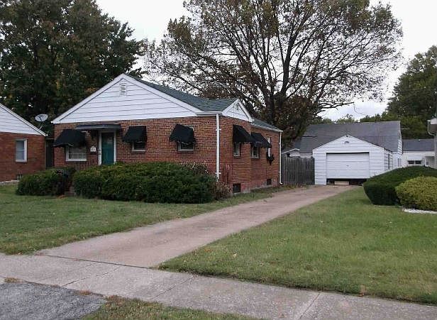 1st image of 1813 Primrose Ave