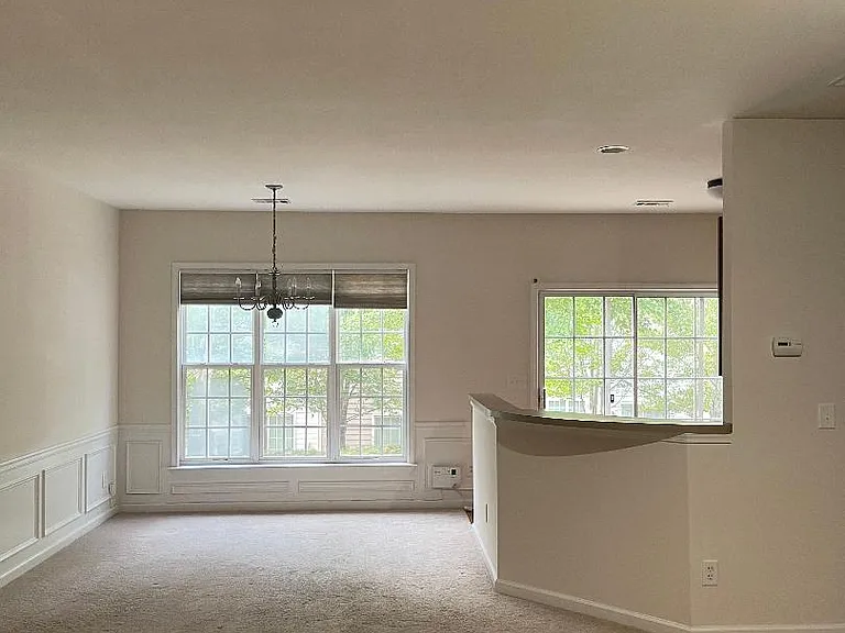 3648 Postwaite Cir — Photo 4