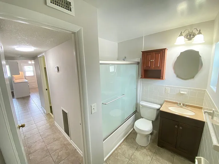 320 Lakeview St #207 — Photo 11