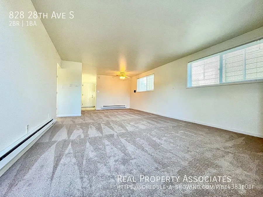 Charming 2-Bed, 1-Bath Located in the Leschi Neighborhood! **Off-Street Parking Available — Photo 2