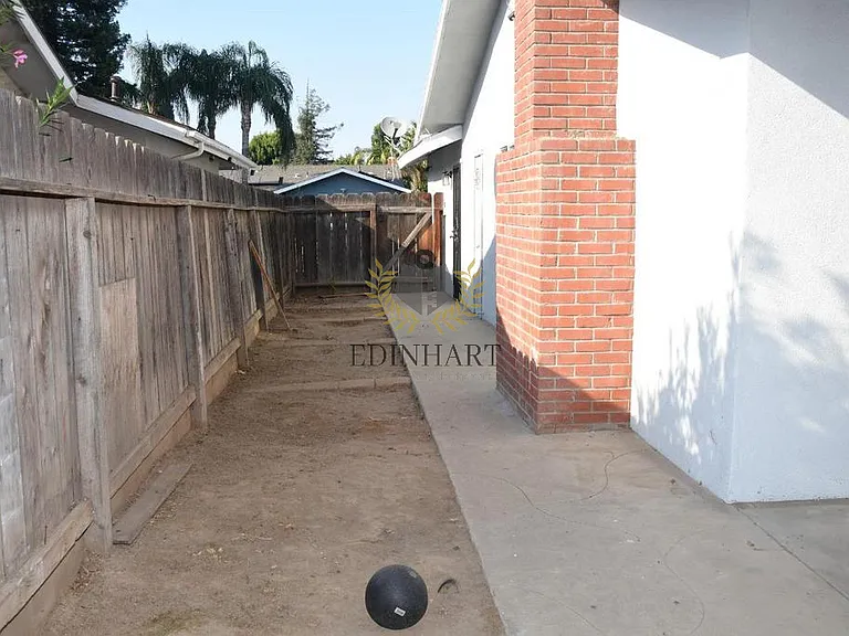 5276 E Inyo St — Photo 31