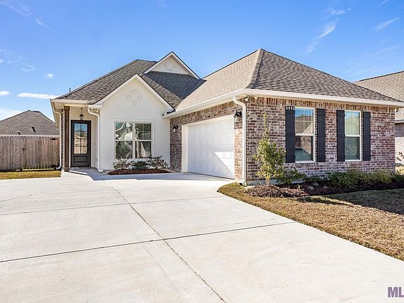 2nd image of 9992 Ashby Ln