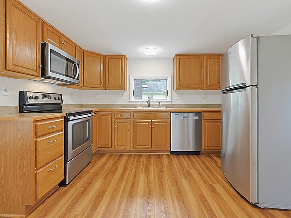2nd image of 17 Church Ct