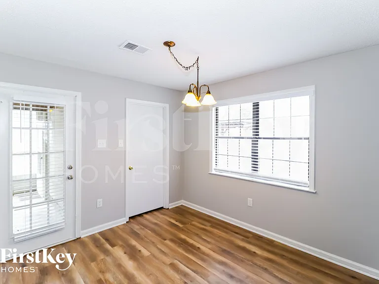 7177 Lamesa Ln — Photo 5