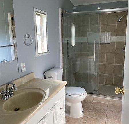 5th image of 927 Sun Acres Ln