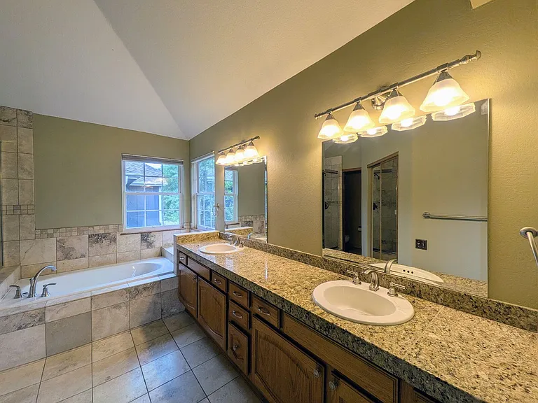 7467 Exeter Pl — Photo 15