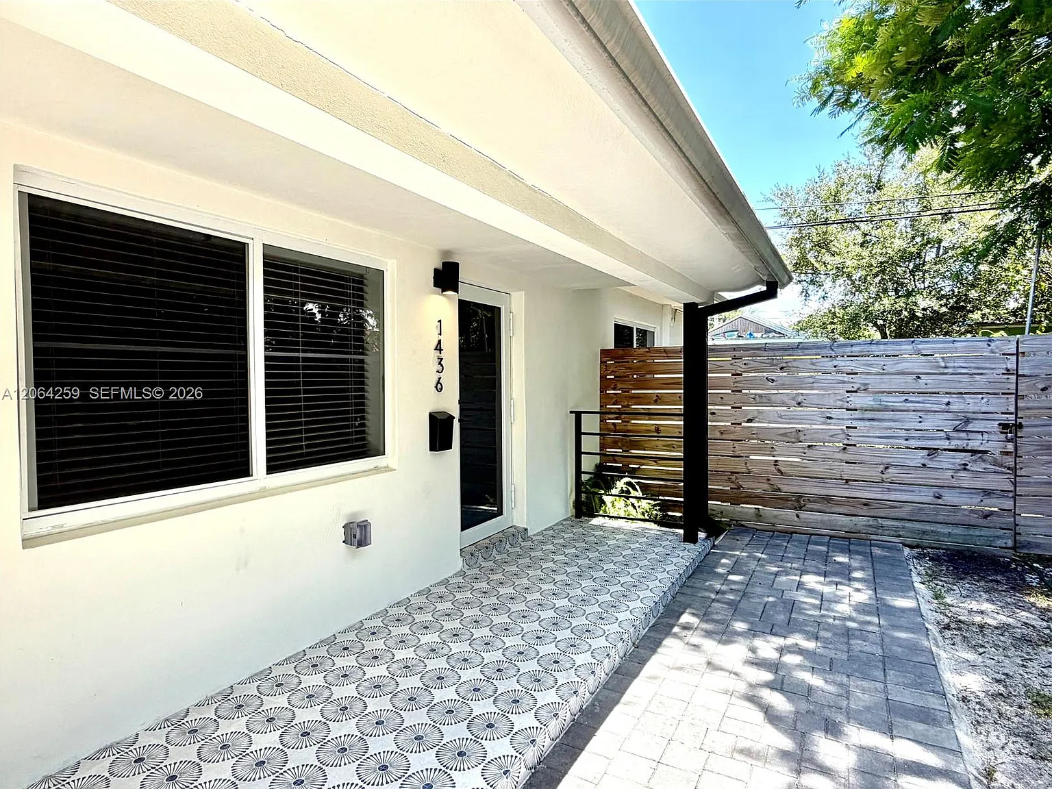 Floral Pk 1st Amd — Photo 3