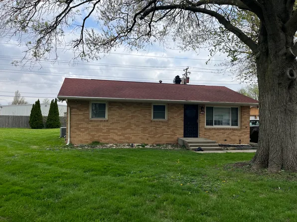 1409 Mittendorf Dr, Champaign, IL 61820
