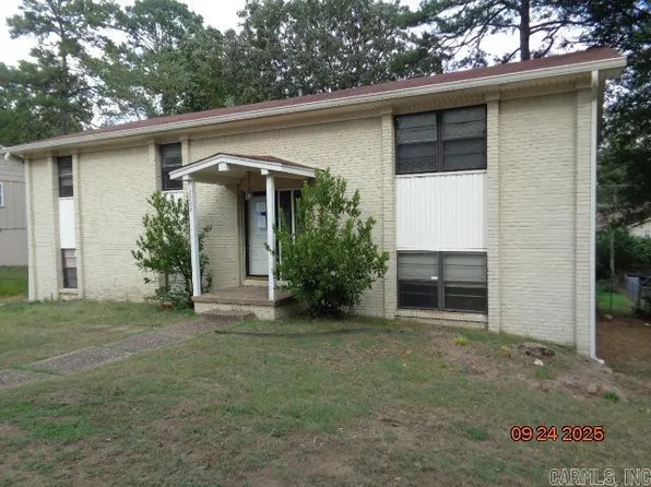 2209 Breckenridge Dr, Little Rock, AR 72227