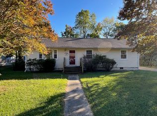 204 Woodhaven Rd, Newport News, VA 23608