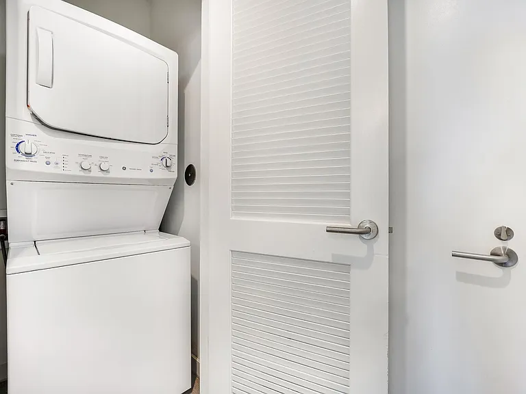 1100 S Miami Ave #4205 — Photo 13