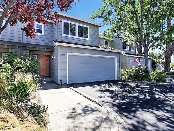 2nd image of 1580 Camden Village Cir