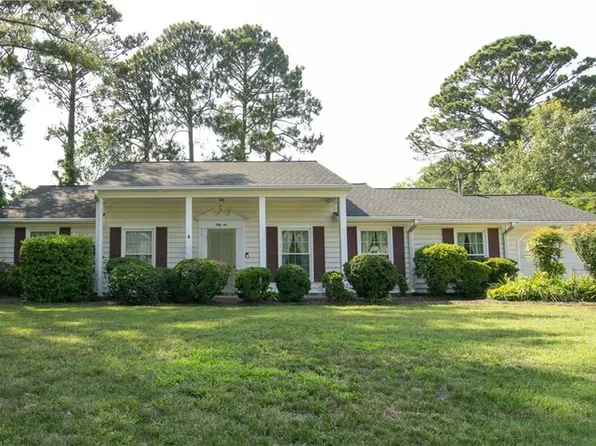 56 Wendfield Cir, Newport News, VA 23601