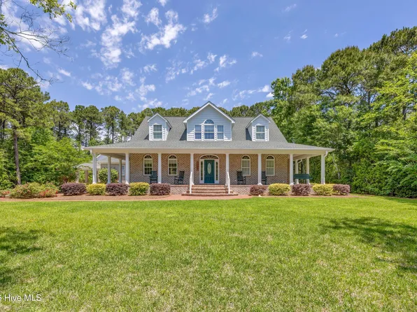 142 Foxwood Lane, Wilmington, NC 28409