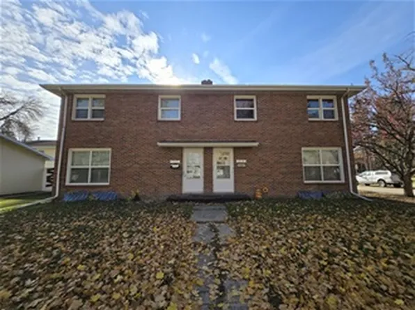 2221 2nd Ave N, Grand Forks, ND 58203