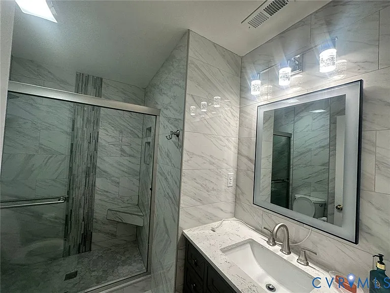 11465 Abbots Cross Ln — Photo 6