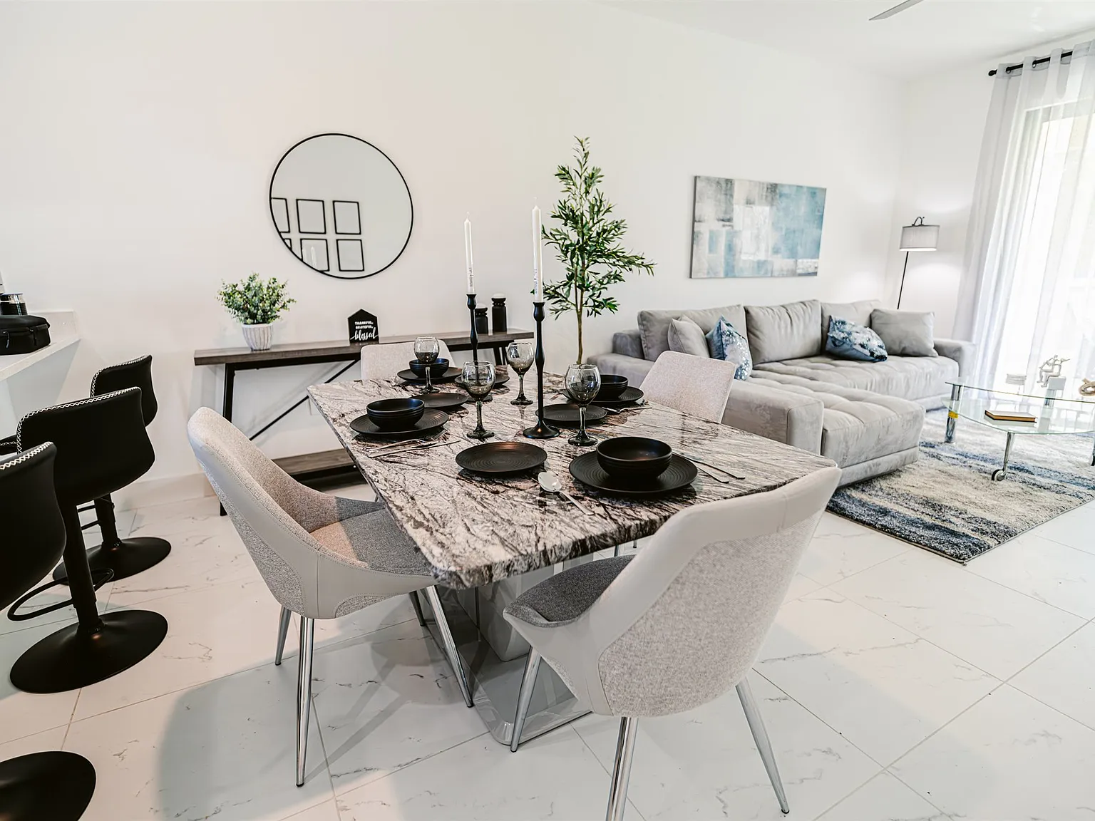 3 bed, 1225 sqft, $1,750 — Photo 3