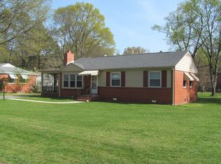 107 Eisenhower Dr, Richmond, VA 23227