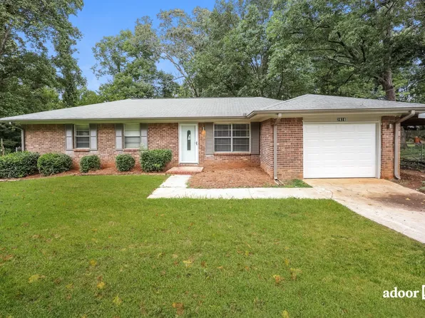 2928 Ann Marie Ln, Rex, GA 30273