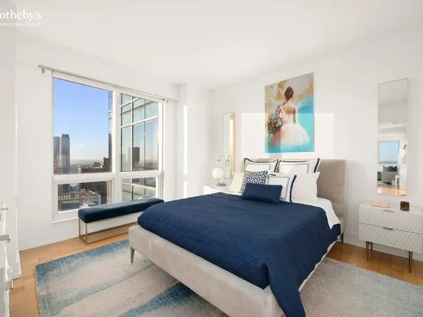 350 West 42nd Street image 7 of 19