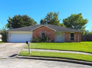 17510 Heritage Creek Ct, Webster, TX 77598