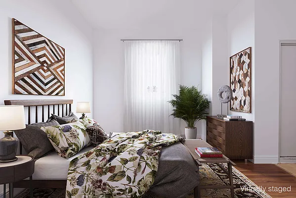 Sold by Triplemint | media 5