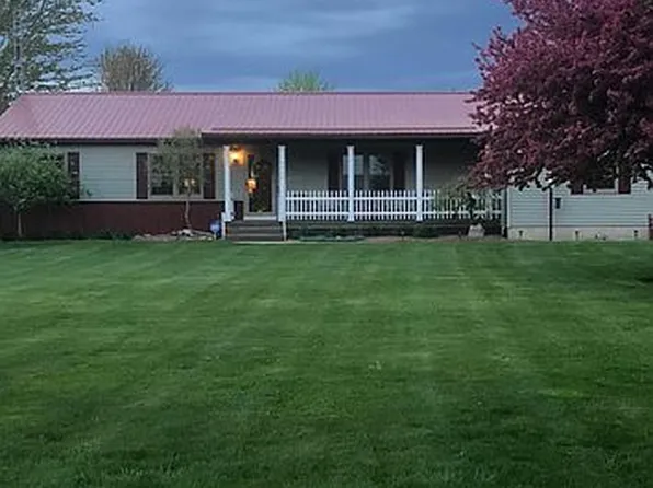 7719 Easton Rd, New Lothrop, MI 48460