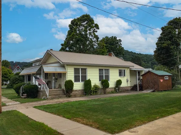 36 N Pine St, Pt Allegany, PA 16743