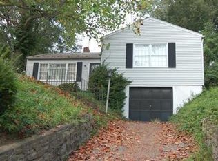 3566 Grandin Rd, Cincinnati, OH 45226