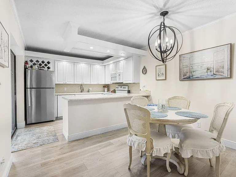 5674 SE Riverboat Dr #131 — Photo 13
