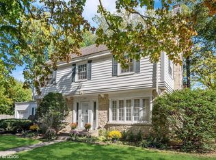 2244 Kenilworth Ave, Chicago, IL 60091