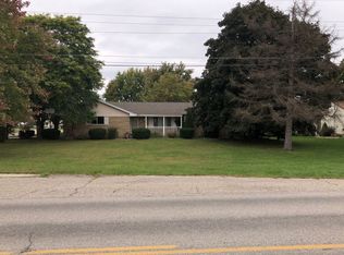 7104 Lennon Rd, Swartz Creek, MI 48473