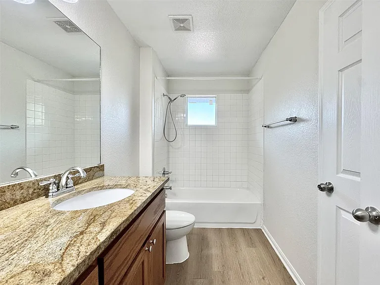 1411 Bergin Ct #A — Photo 32