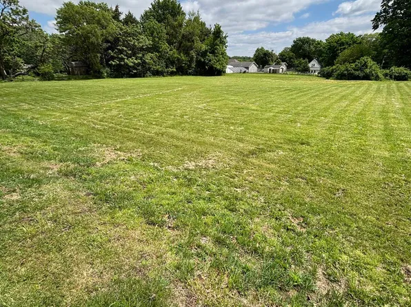 1742 Weimer St, Burlington, IA 52601