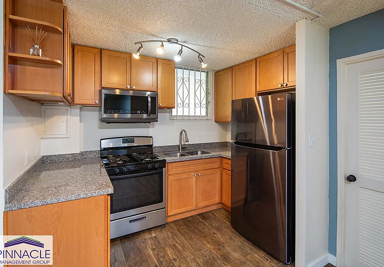 212 Huali St #104 — Photo 7